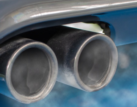 Tubo de escape coche